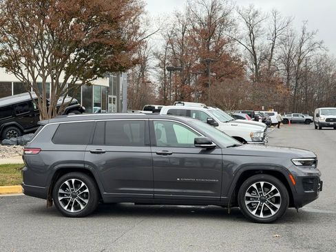 Certified 2023 Jeep Grand Cherokee L Overland image 5
