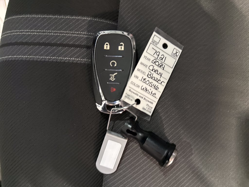 Used 2024 Chevrolet Blazer LT w/ Convenience Package FWD image 24