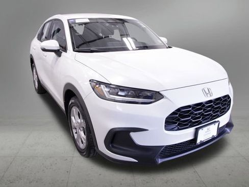 Certified 2024 Honda HR-V LX image 9