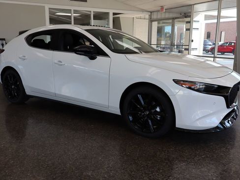 Certified 2025 MAZDA MAZDA3 Hatchback w/Premium Plus Pkg AWD/4WD image 1