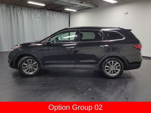 Used 2019 Hyundai Santa Fe XL SE w/ SE Premium Package 02 FWD image 6