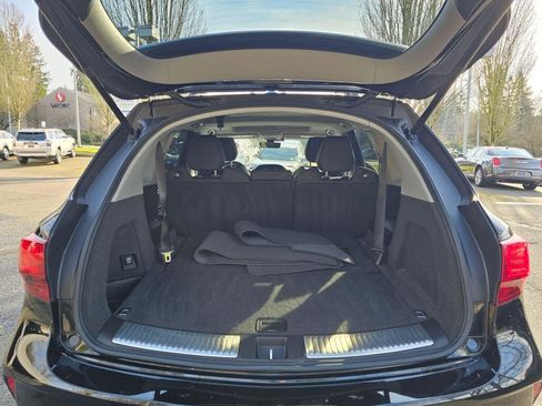 Used 2018 Acura MDX SH-AWD image 16