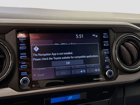 Used 2023 Toyota Tacoma TRD Off-Road image 22