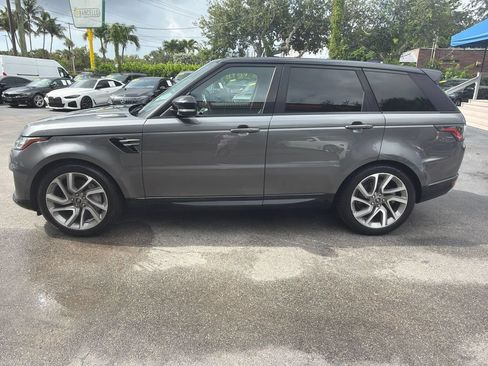 Used 2018 Land Rover Range Rover Sport HSE AWD/4WD image 2
