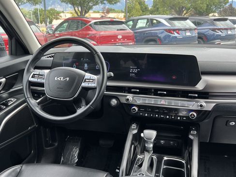 Used 2025 Kia Telluride S AWD/4WD image 23