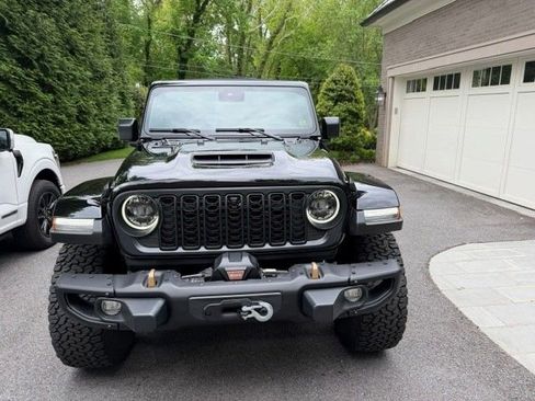 Used 2024 Jeep Wrangler Unlimited Rubicon 392 AWD/4WD image 1