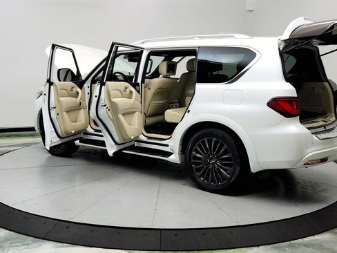 Used 2021 INFINITI QX80 Sensory w/ All-Season Package image 12