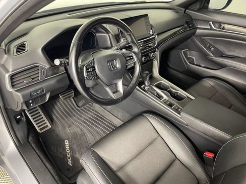 Used 2022 Honda Accord Sport image 3