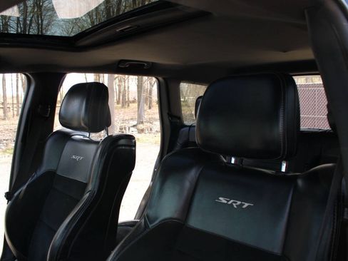 Used 2014 Jeep Grand Cherokee SRT8 w/ Luxury Group II AWD/4WD image 31
