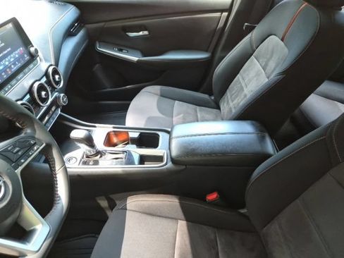 Used 2023 Nissan Sentra SR w/ Electronics Package FWD image 15
