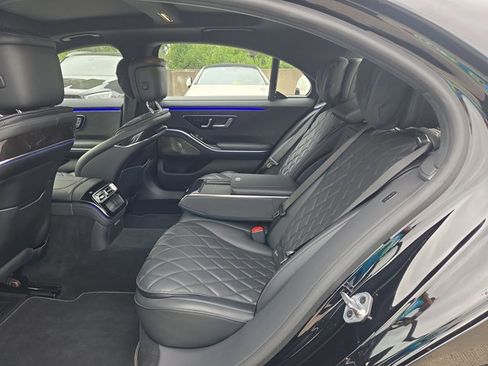Used 2022 Mercedes-Benz S 500 4MATIC image 18