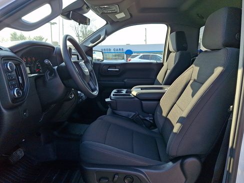 Used 2024 GMC Sierra 1500 Pro w/ Pro Value Package image 11