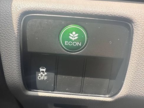 Used 2013 Honda Accord EX image 25