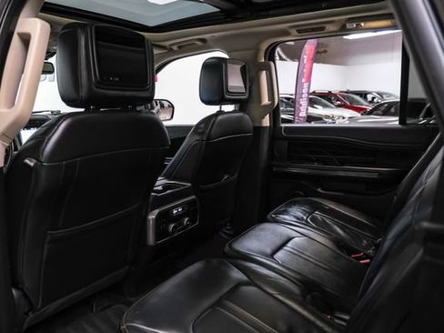 Used 2018 Ford Expedition Max Platinum image 36