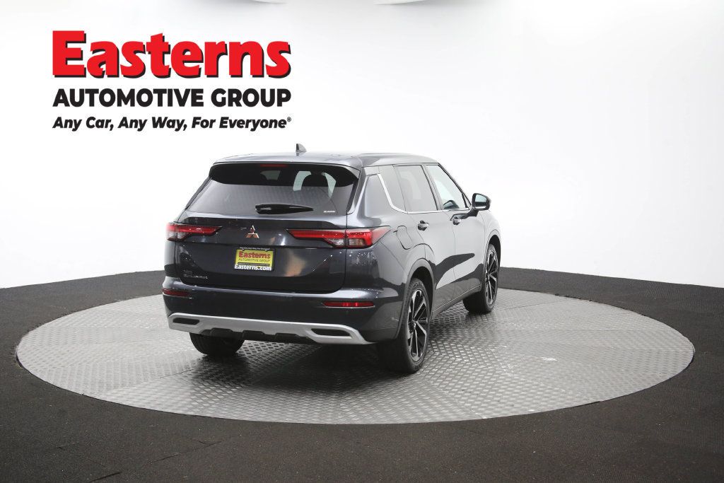 Used 2024 Mitsubishi Outlander SE AWD/4WD image 41