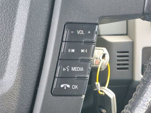 Used 2013 Ford F150 XLT w/ Luxury Equipment Group AWD/4WD image 16