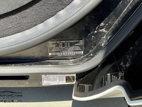 Used 2024 McLaren 750S Spider image 25