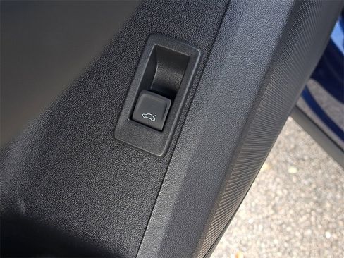 New 2025 Audi Q5 Premium Plus image 21