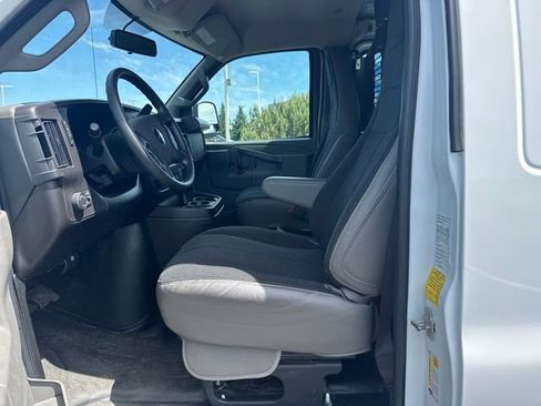 Used 2025 Chevrolet Express 2500 w/ Driver Convenience Package RWD image 11