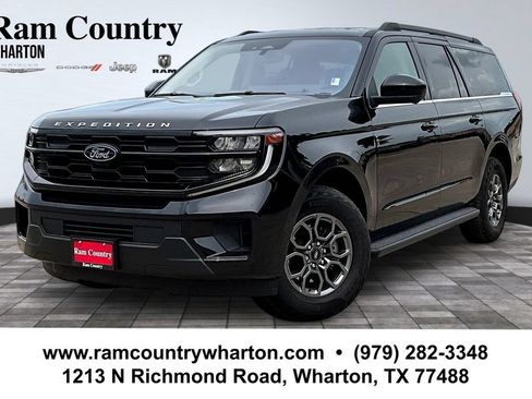 Used 2025 Ford Expedition Max Active RWD image 1