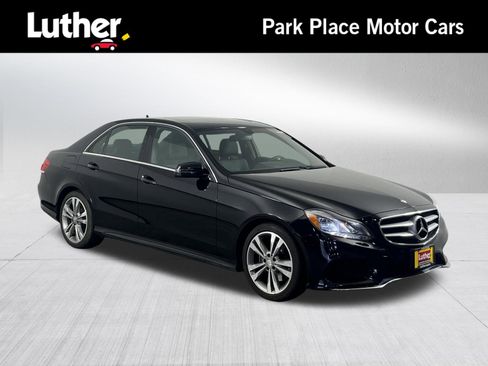 Used 2016 Mercedes-Benz E 350 4MATIC Sedan image 1