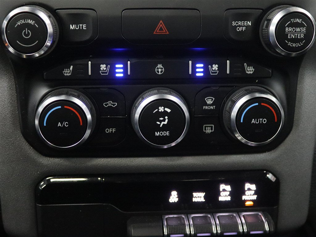 Used 2021 RAM 1500 Sport w/ Level 2 Equipment Group AWD/4WD image 28