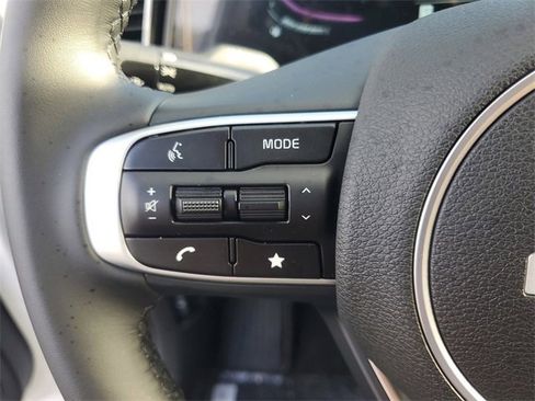 New 2025 Kia Sportage EX image 13