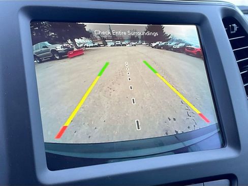 Used 2023 Jeep Cherokee Altitude Lux w/ Lux Elite Package image 14