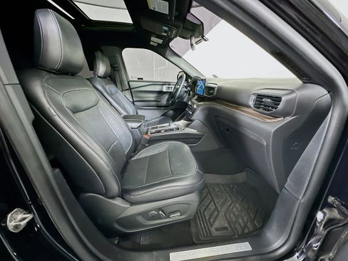 Used 2020 Ford Explorer Limited image 33