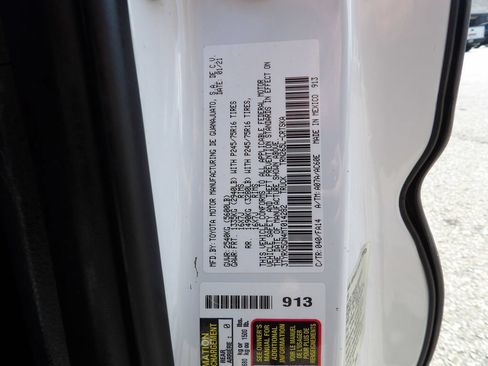 Used 2021 Toyota Tacoma SR RWD image 52