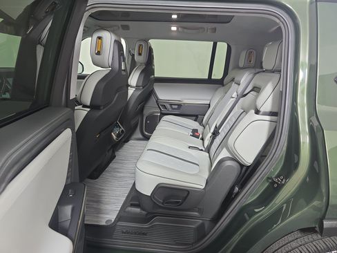 Used 2024 Rivian R1S Launch Edition AWD/4WD image 21
