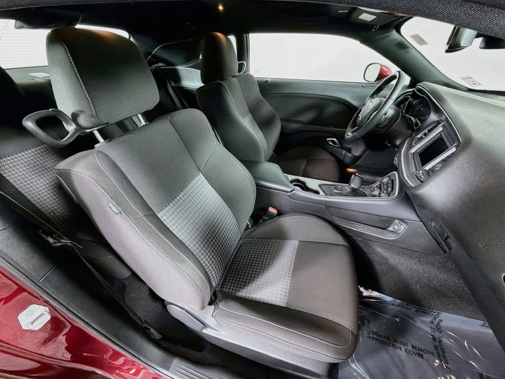 Used 2022 Dodge Challenger GT w/ Driver Convenience Group AWD/4WD image 26