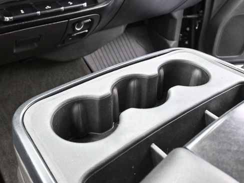 Used 2018 Chevrolet Silverado 1500 LT w/ All Star Edition image 17