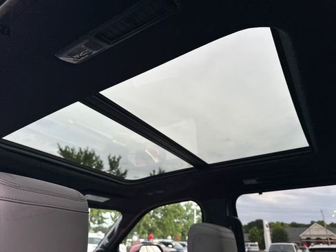 Used 2026 Toyota Sequoia Limited AWD/4WD image 12