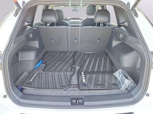 Certified 2026 Volkswagen Tiguan SE R-Line AWD/4WD image 25