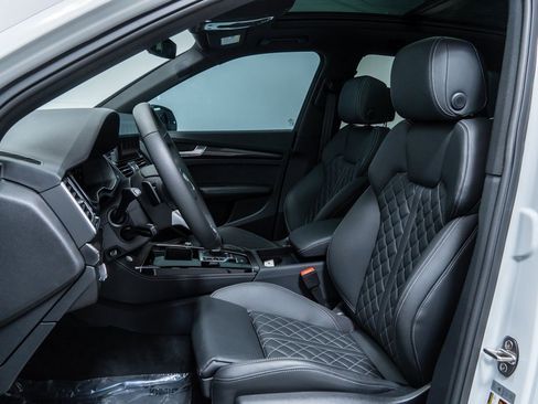 Used 2025 Audi SQ5 Premium Plus image 5