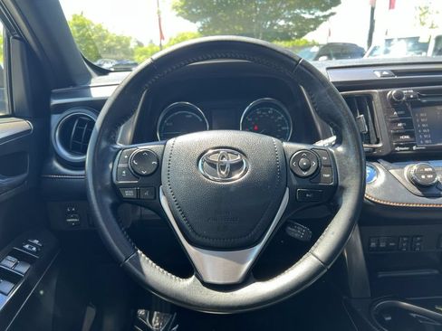Used 2017 Toyota RAV4 SE AWD/4WD image 16