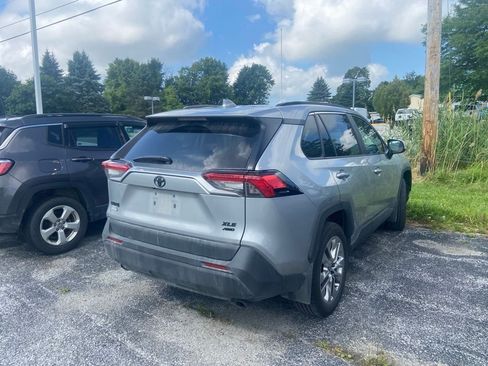 Used 2025 Toyota RAV4 XLE Premium w/ Weather Package AWD/4WD image 5
