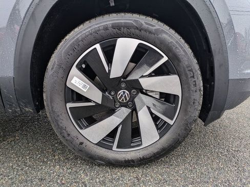 New 2026 Volkswagen Atlas Cross Sport SEL AWD/4WD image 11