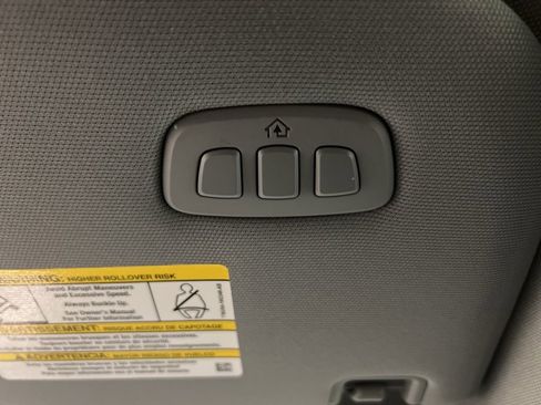 Certified 2023 Ford F150 Lariat w/ Equipment Group 502A High image 26