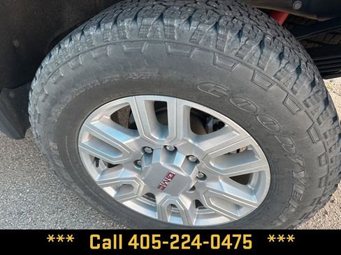 Used 2024 GMC Sierra 3500 SLT w/ SLT Premium Package AWD/4WD image 4