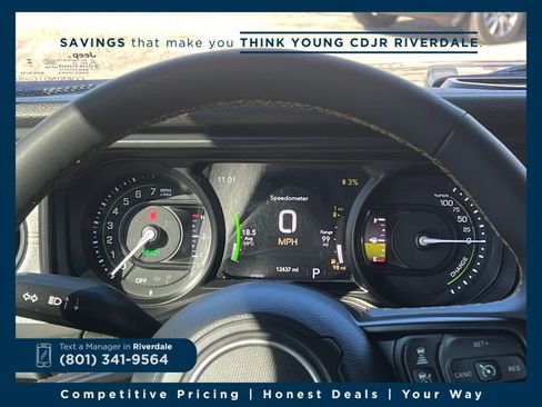 Used 2024 Jeep Wrangler Unlimited image 15