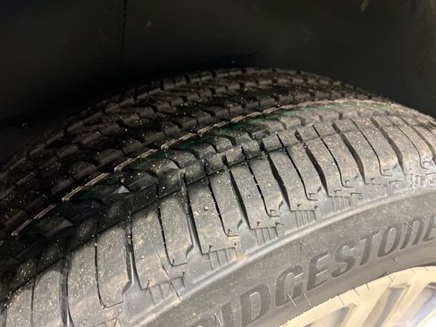 New 2026 GMC Yukon XL Denali w/ Denali Reserve Package image 10