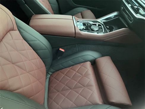 Certified 2026 BMW X6 xDrive40i w/ Climate Comfort Package image 10