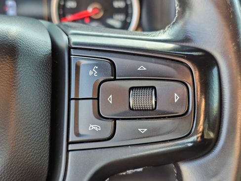 Used 2020 Chevrolet Silverado 1500 High Country w/ Technology Package image 29