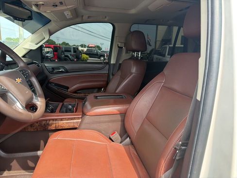 Used 2015 Chevrolet Tahoe LTZ AWD/4WD image 33