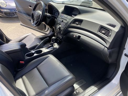 Used 2018 Acura ILX w/ Special Edition Package image 21