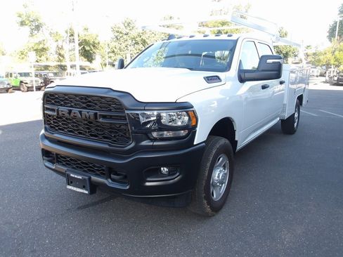 Used 2024 RAM 3500 Tradesman image 4