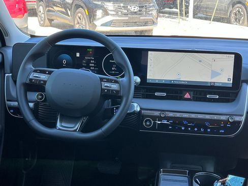 New 2026 Hyundai Ioniq 5 SE image 18