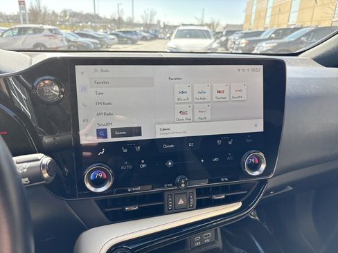 Used 2022 Lexus NX 350 AWD image 23